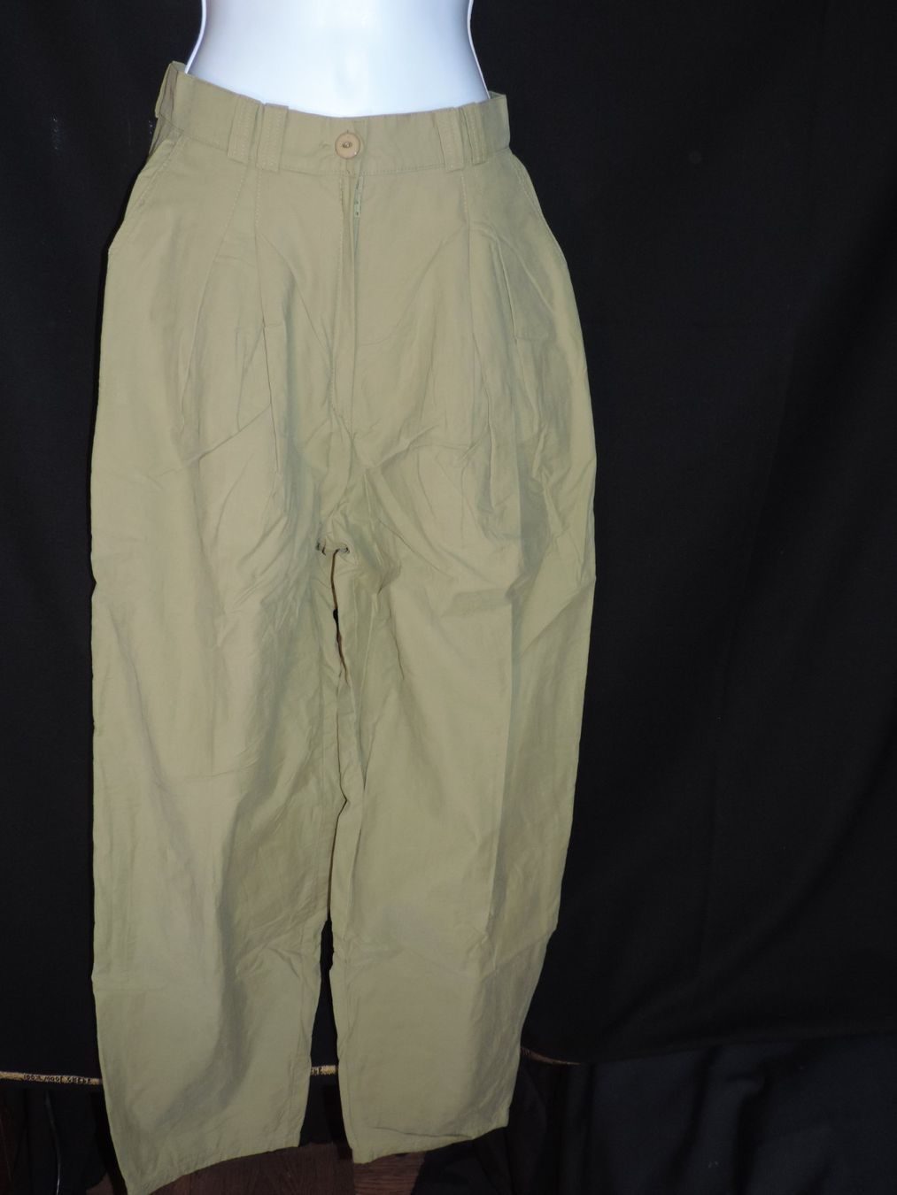Hosen: pantalon vert kaki – Gebraucht aus Genève von Axelle333 8