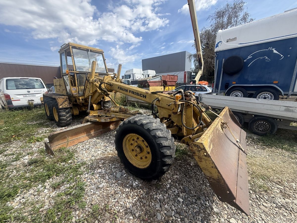 Tutte le macchine: Grader Faun Frisch Abzugsbalken – Usato da Niederbipp venduto da baggerch 2