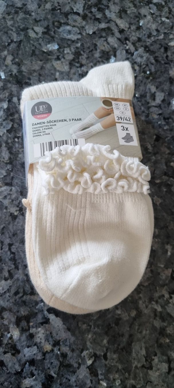 Calze: Damen-Söckchen, 3 Paar, Grösse 39/42, neu – Nuovo (secondo la descrizione) da egliswil venduto da Maggy6