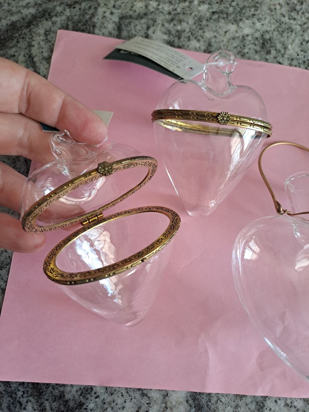 Tutte le decorazioni: Dekoherzen Glas Set mit 4 Stück – Nuovo (secondo la descrizione) da Rickenbach LU venduto da bishiida 3