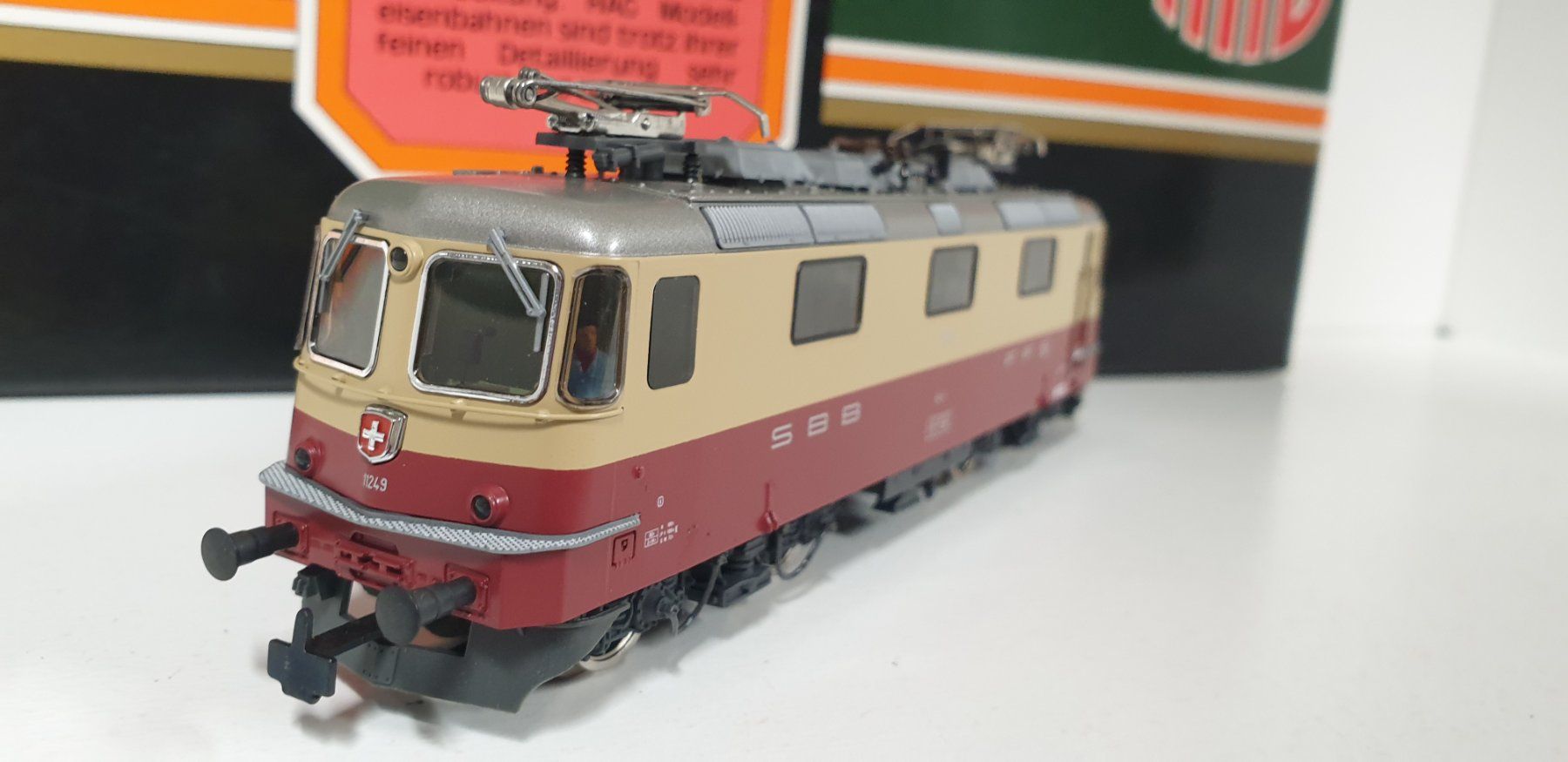 Hag Modellini di ferrovie: Hag SBB  Re4/4 TEE H0/AC Nr.216 – Nuovo (secondo la descrizione) da Geroldswil venduto da TopTrain54 5