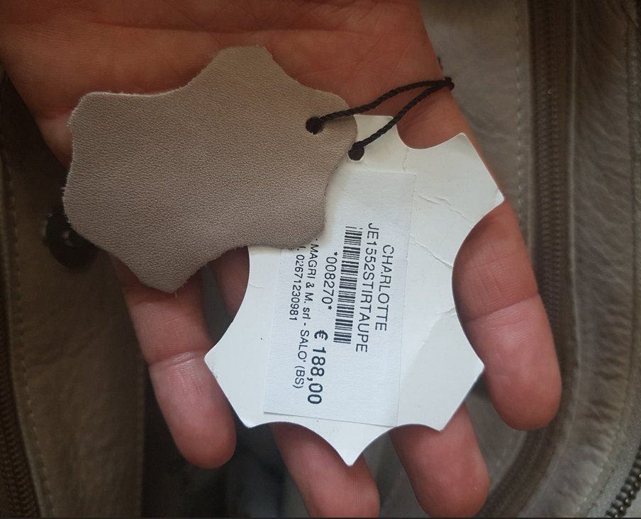 Borse da donna: Hübsche Charlotte Handtasche beige - 230804 – Usato da Küssnacht am Rigi venduto da Schuhe-Secondhand 6