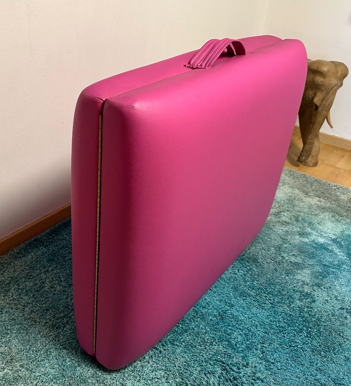 Lettini & sedie per cosmetici: Massageliege Magenta von Oakworks Nova III – Usato da Buchrain venduto da Pranic 4