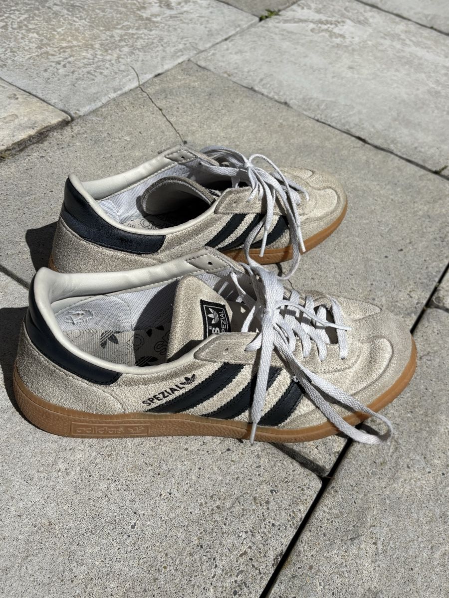 Adidas Scarpe da uomo: Adidas Handball Spezial Gr. 40 2/3 – Usato da Regensberg venduto da ree_5l7n