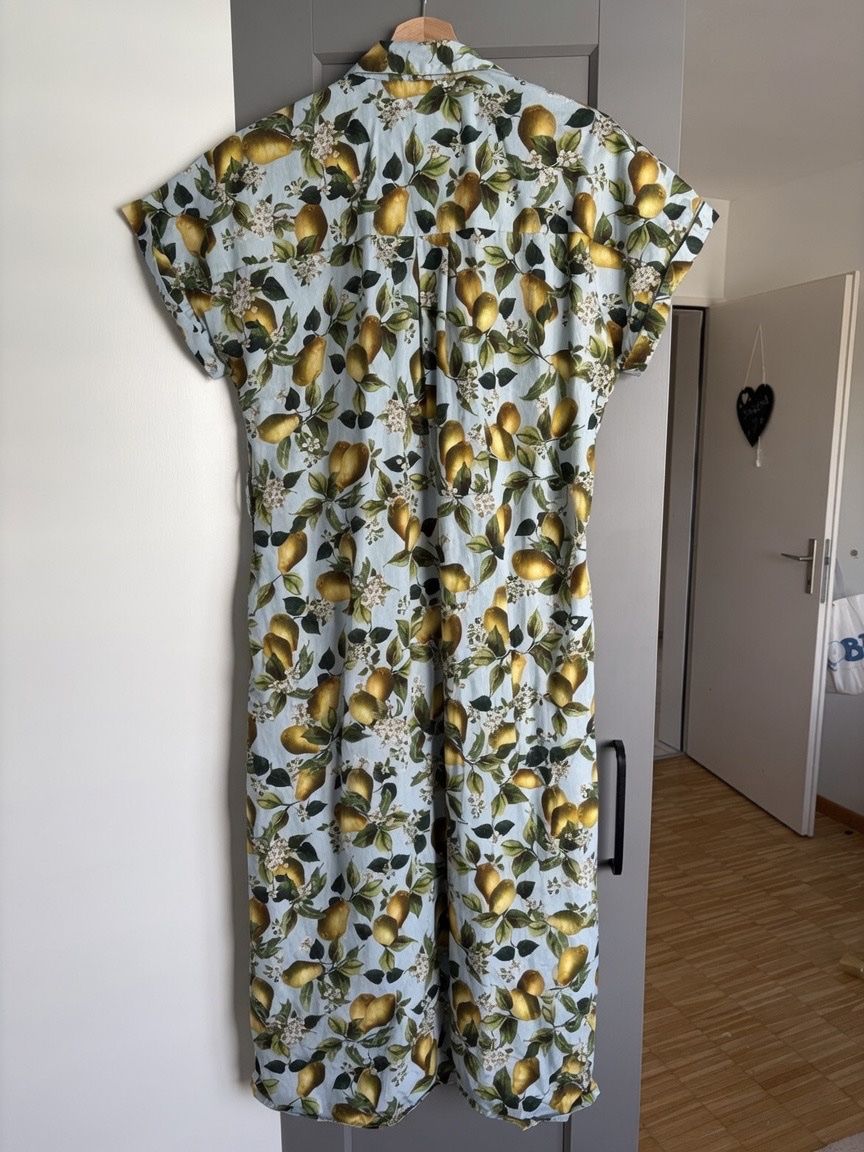 Zara Robes: Zara midi dress, M – D'occasion à Hergiswil NW par irinagraf 1