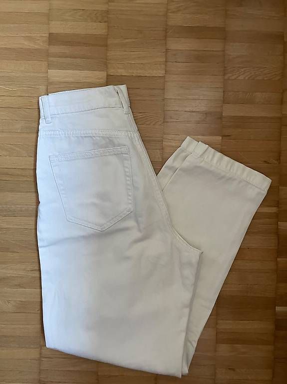 Pull&Bear Jeans: Pull and Bear Baggy Jeans – Usato da Zürich venduto da marianarcf