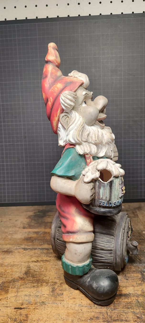 Figuren: Wunderschöner alter Feldschlösschen Gartenzwerg – Gebraucht aus Gelterkinden von MYSTOREFORYOU4460 1