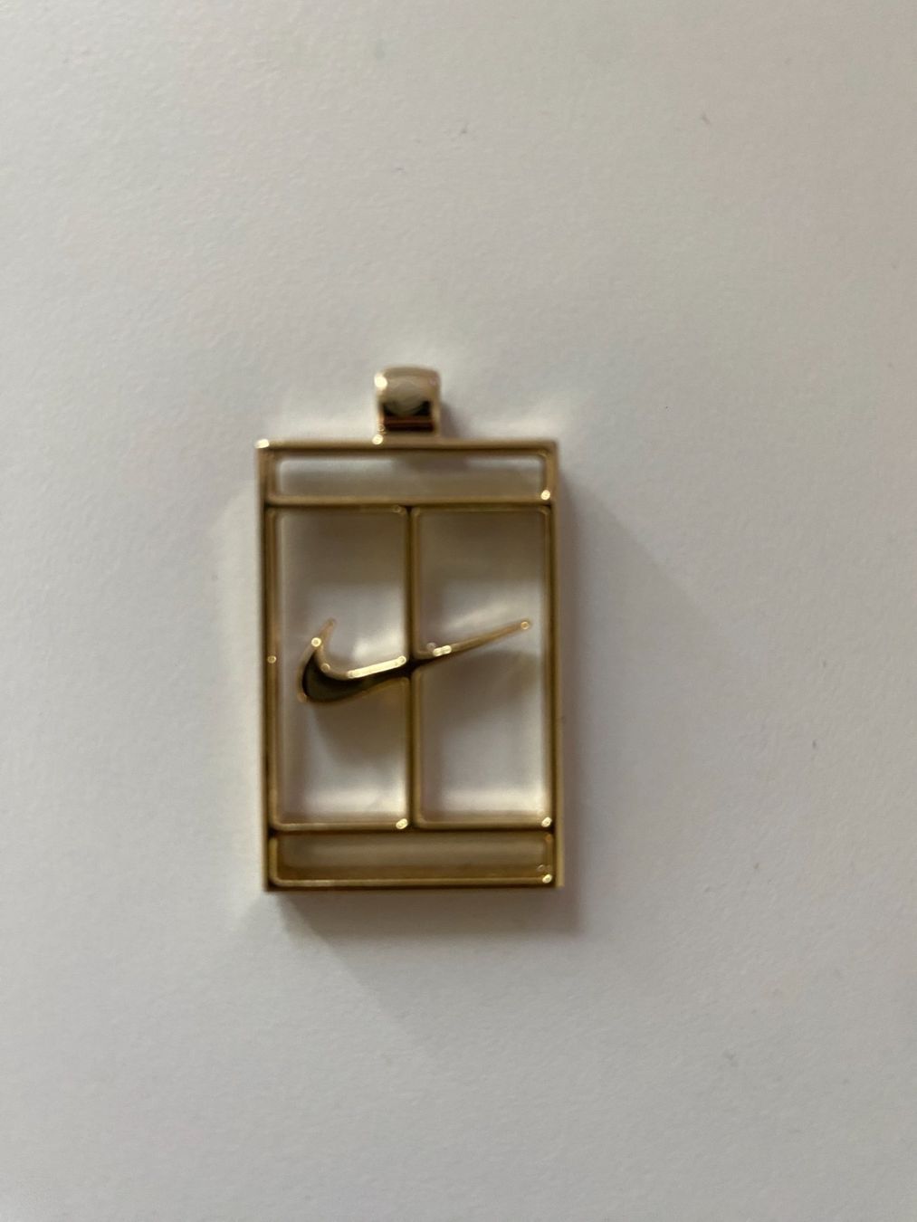 Pendentifs: Nike Anhänger – D'occasion à Gümligen par Vicky2