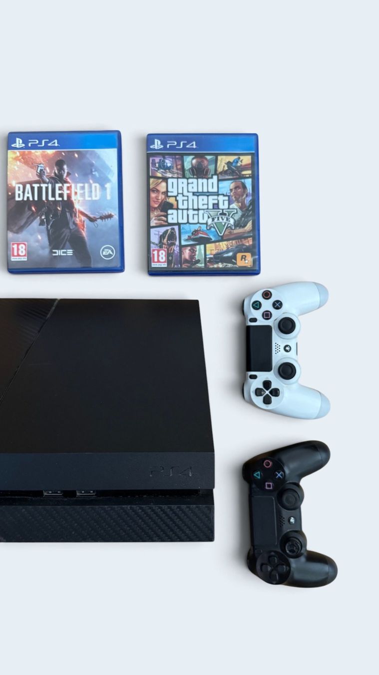 Sony Console: Console PS4 + 2 Manettes + GTA V & Battlefield 1 – Usato da Morges venduto da noam_1110 1