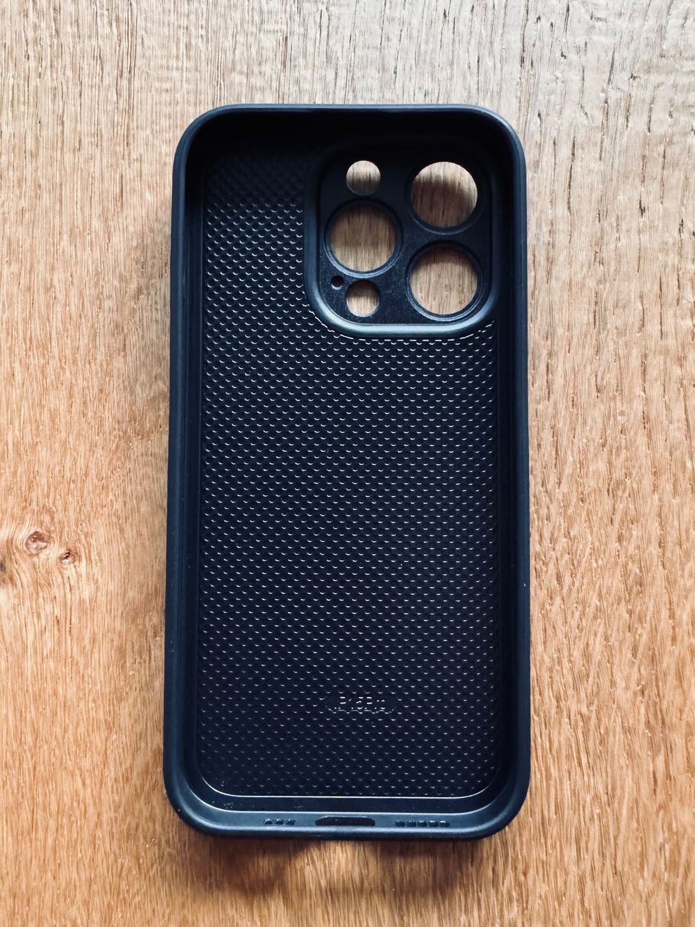 Apple Cover & Protezioni schermo: Apple IPhone 15 Pro Cover Alcantara – Nuovo e nell'imballaggio originale da Flums venduto da Wohrschinli 1