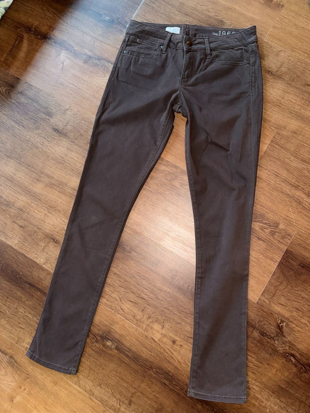 Gap Pantaloni: Pantalons skinny Gap - 27 – Usato da St-Sulpice VD venduto da juhdu