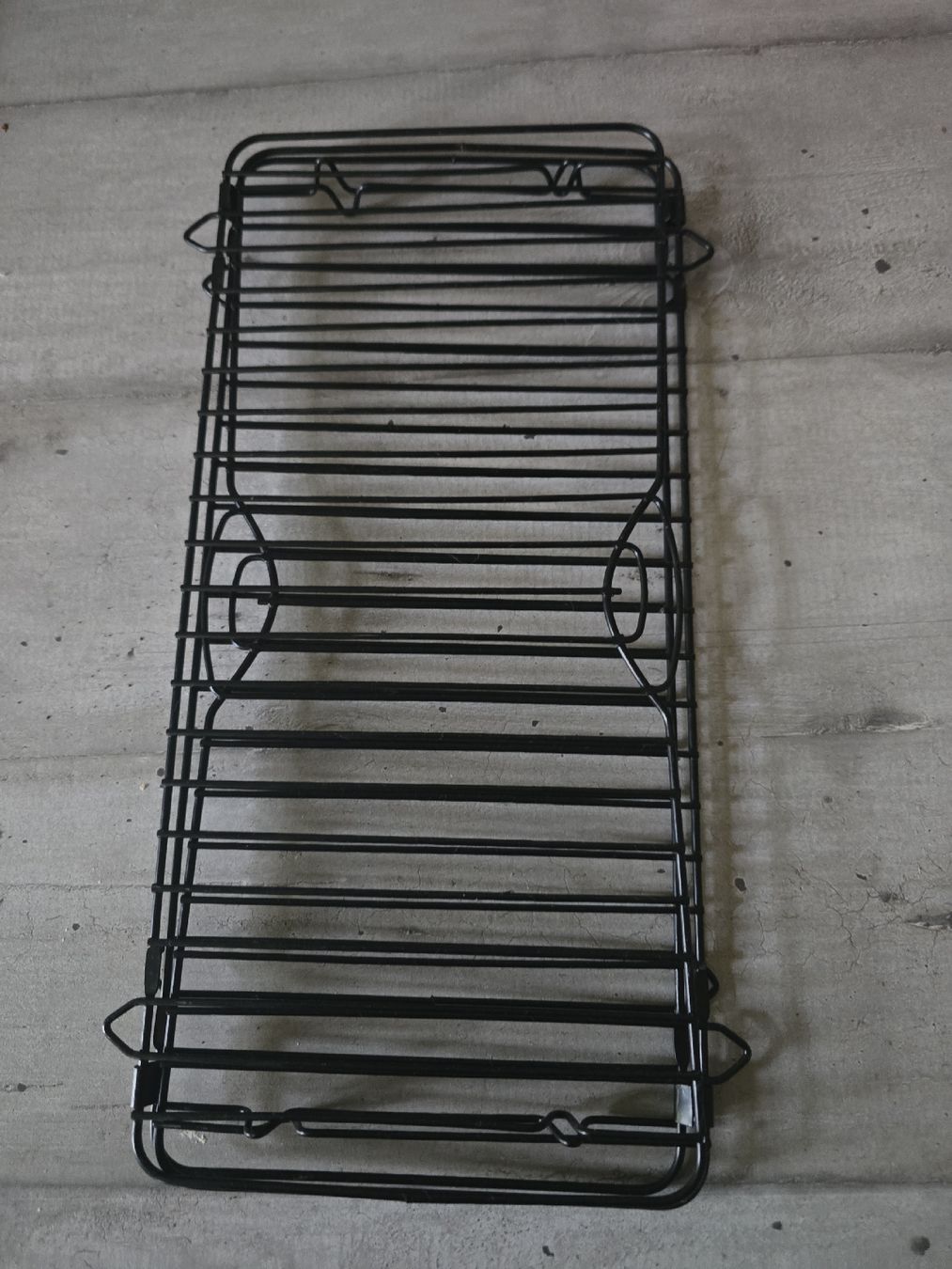 Komplettküchen: Grille pliable pratique pour refroidir gâteux ou autre – Gebraucht aus Founex von Vivi.dressing