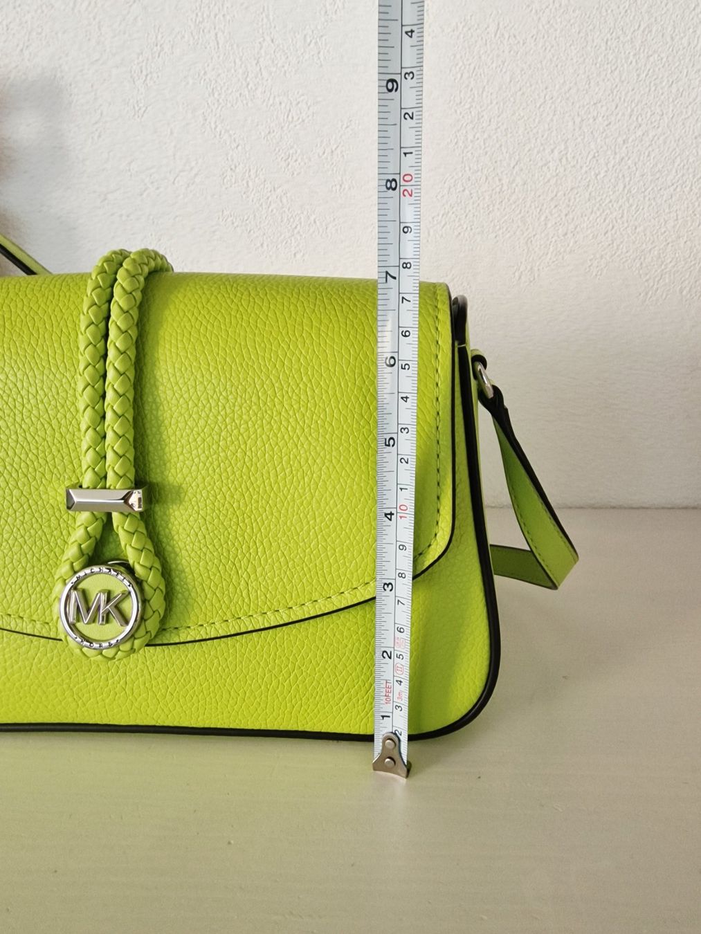 Michael Kors Taschen für Damen: Michael Kors Leder Umhängetasche – Gebraucht aus Münsingen von InnaN 7