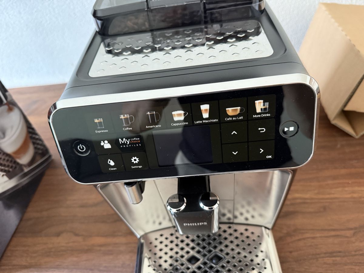 Philips Machines à café & Machines à expresso: Philips 5400 Series EP5447/90 – D'occasion à Bülach par Epicst0re 3