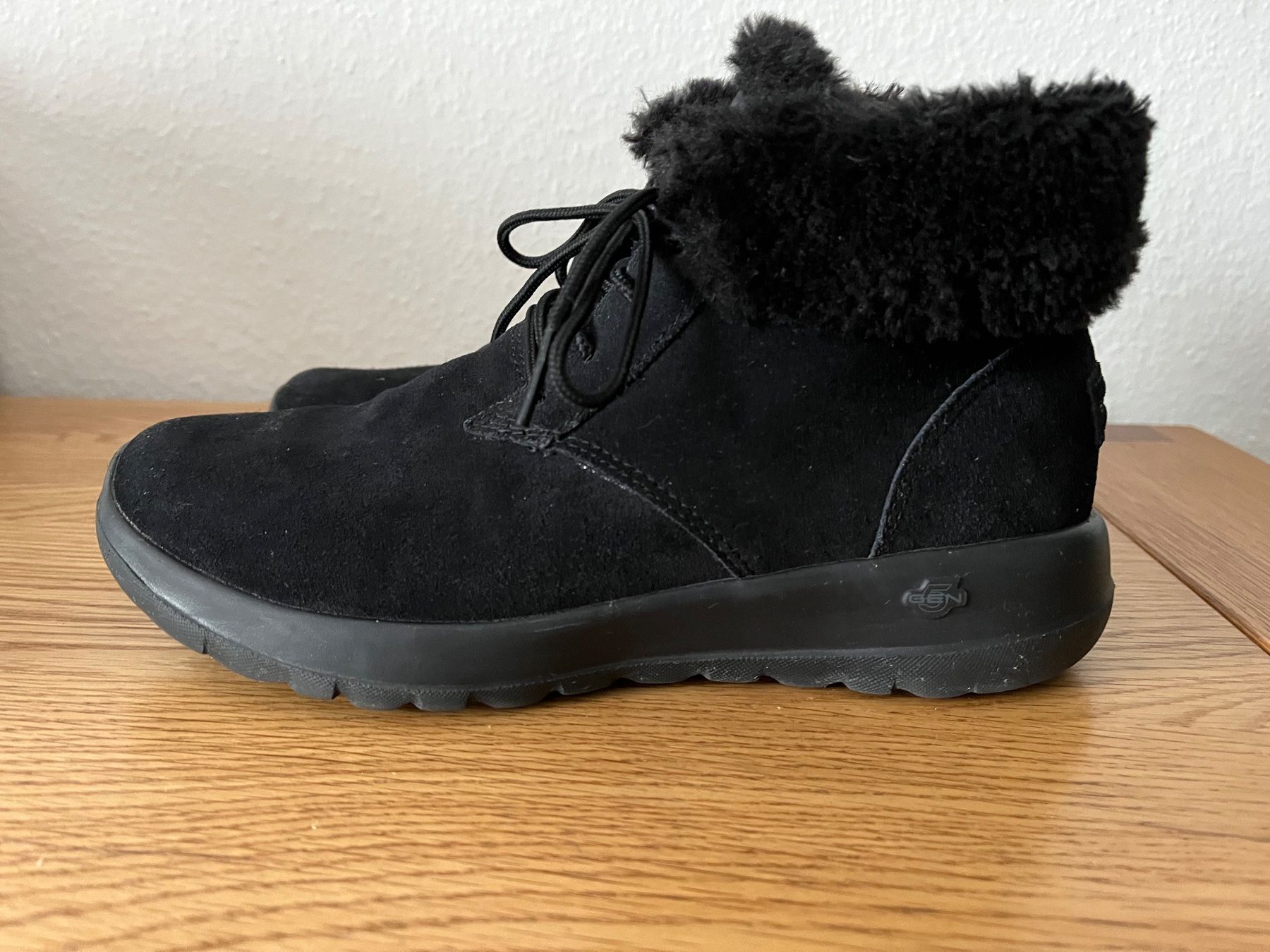 Skechers Scarpe da donna: Skechers Winter Schuheschwarz gr 37 – Usato da Gwatt (Thun) venduto da Letzte-Chance-III