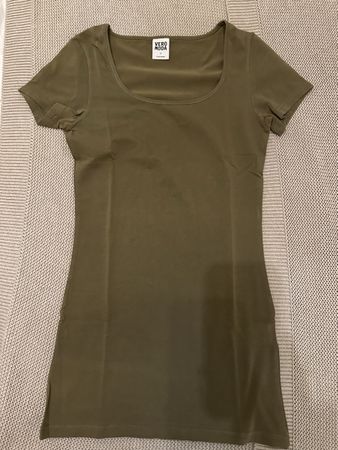 Vero Moda Olive T-Shirt, Size S - Perfect for Autumn!