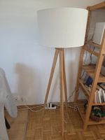Stehlampe LIVIQUE TUGA WEISS
