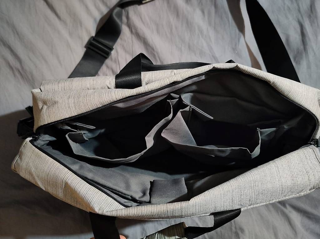 Borse: Sac bandoulière Dicota Code pour PC portable 13 – Usato da Neuchâtel venduto da jer_dsc2 3