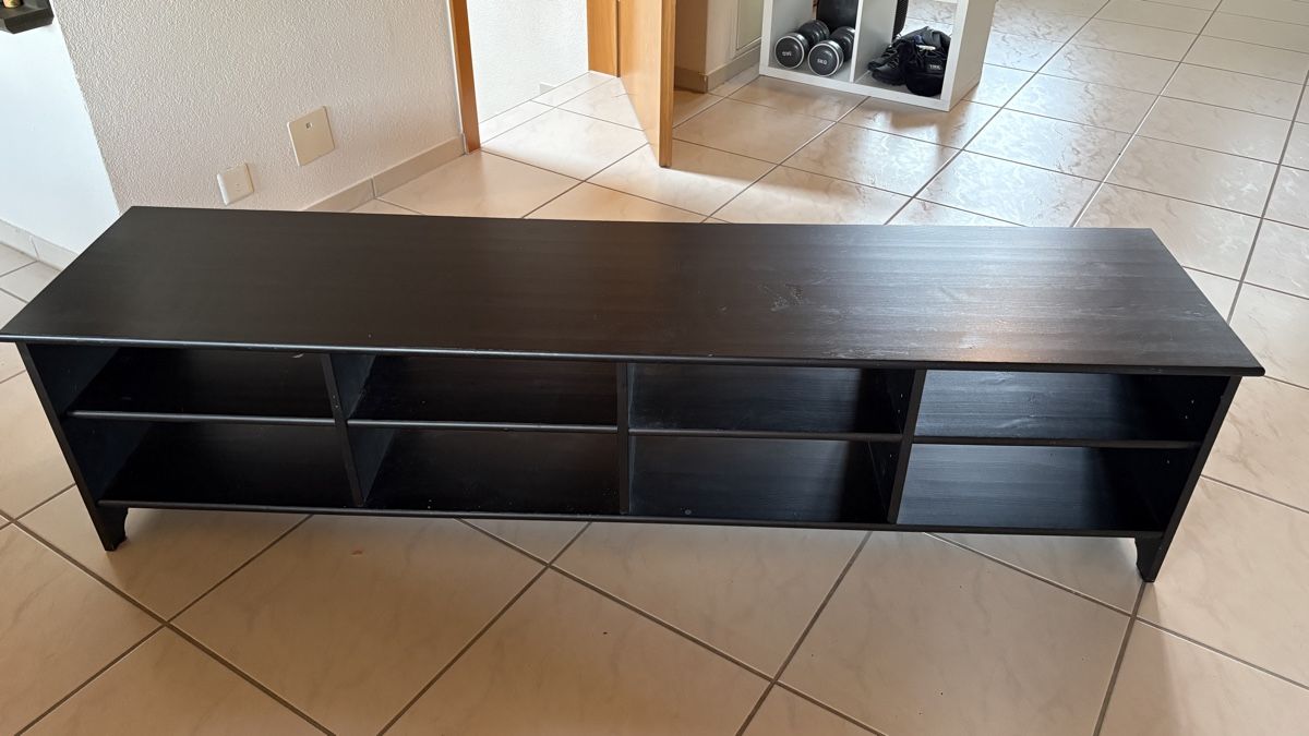 Mobili TV: Holz-Fernsehmöbel 191x45x47cm – Usato da Wallisellen venduto da pschuepp