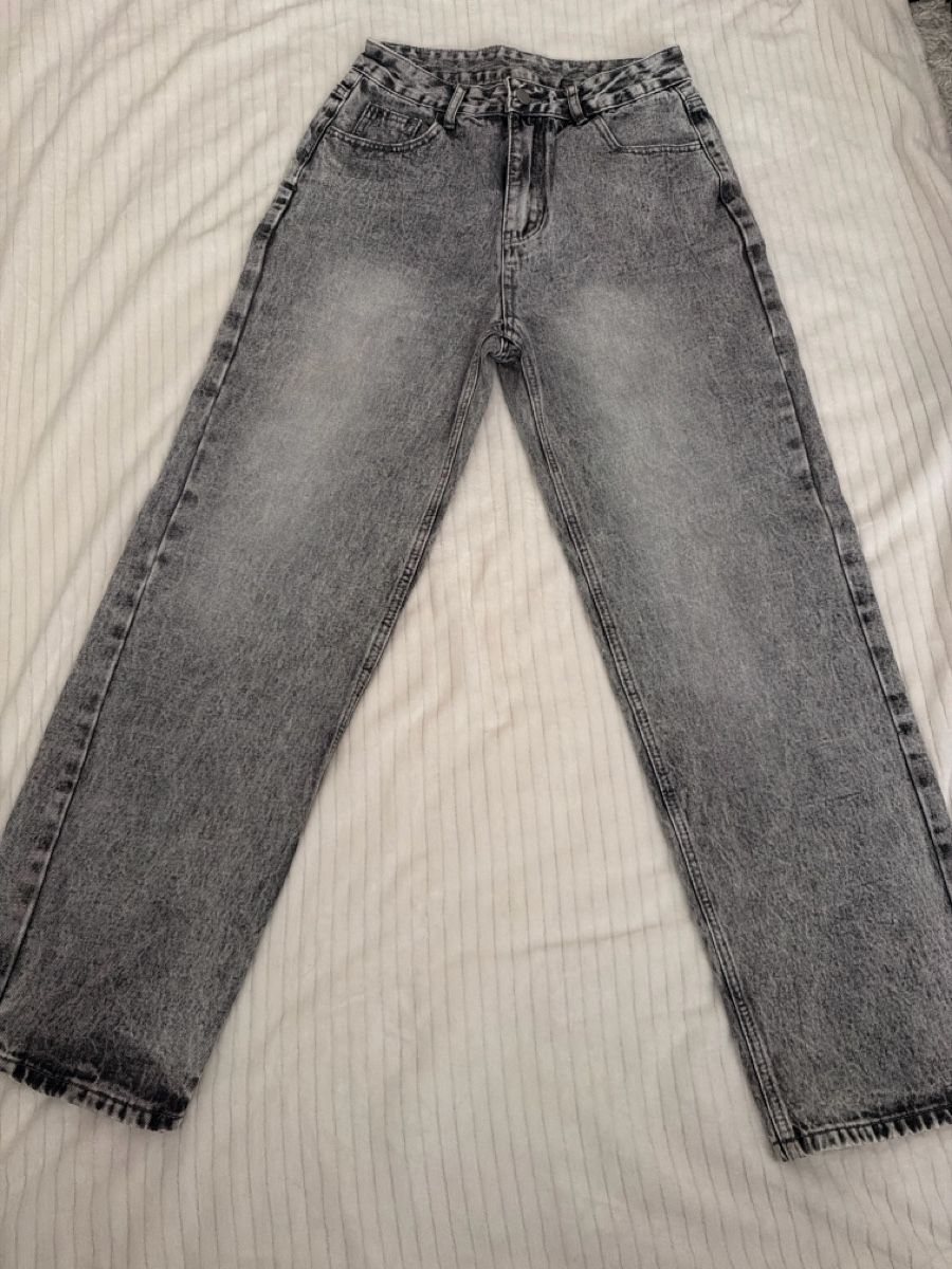Jeans: Damen Jeans 2er Set Schwarz und Grau – Gebraucht aus Zürich von Richard_Sandy