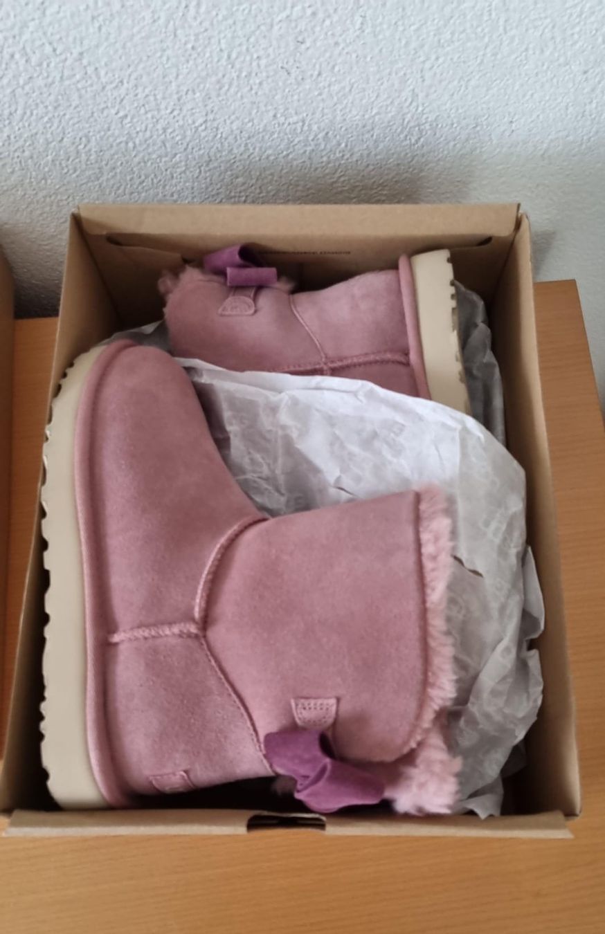 Ugg Scarpe da donna: UGG numero 38 rosa come NUOVE – Usato da Cadenazzo venduto da man_9hnd 3
