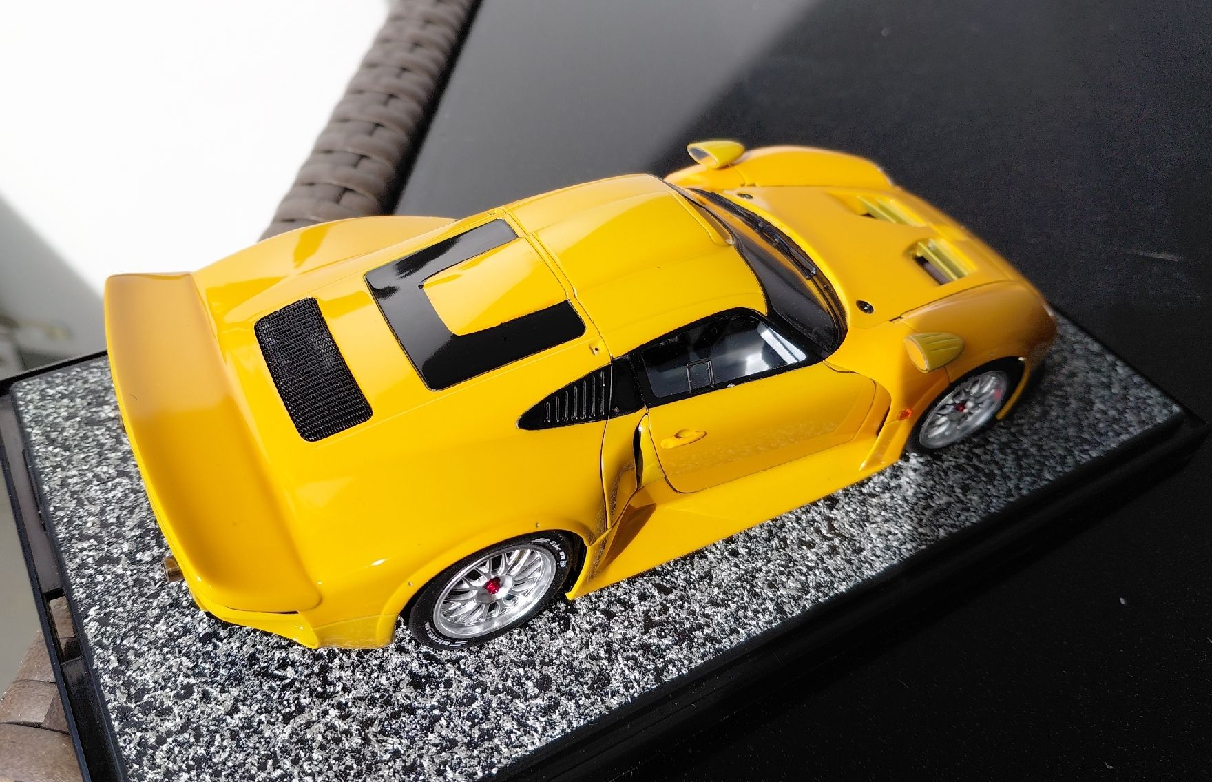 Porsche Modellini d'auto: Porsche 911 GT1 – Nuovo (secondo la descrizione) da Bottenwil venduto da Toyscout 6
