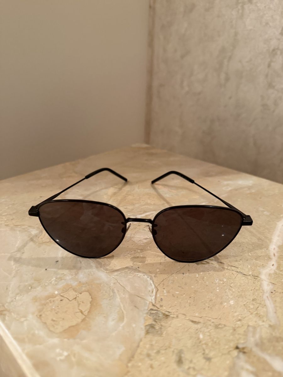 Saint Laurent Occhiali & Lenti: Saint Laurent sunglasses – Usato da Paradiso venduto da apf_mh9c 1