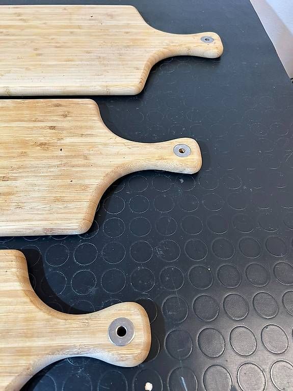 Articoli in legno: 3x Bambus Schneidbrett mit Griff  Set, gebraucht – Usato da Gümligen venduto da ESCreativwork 1