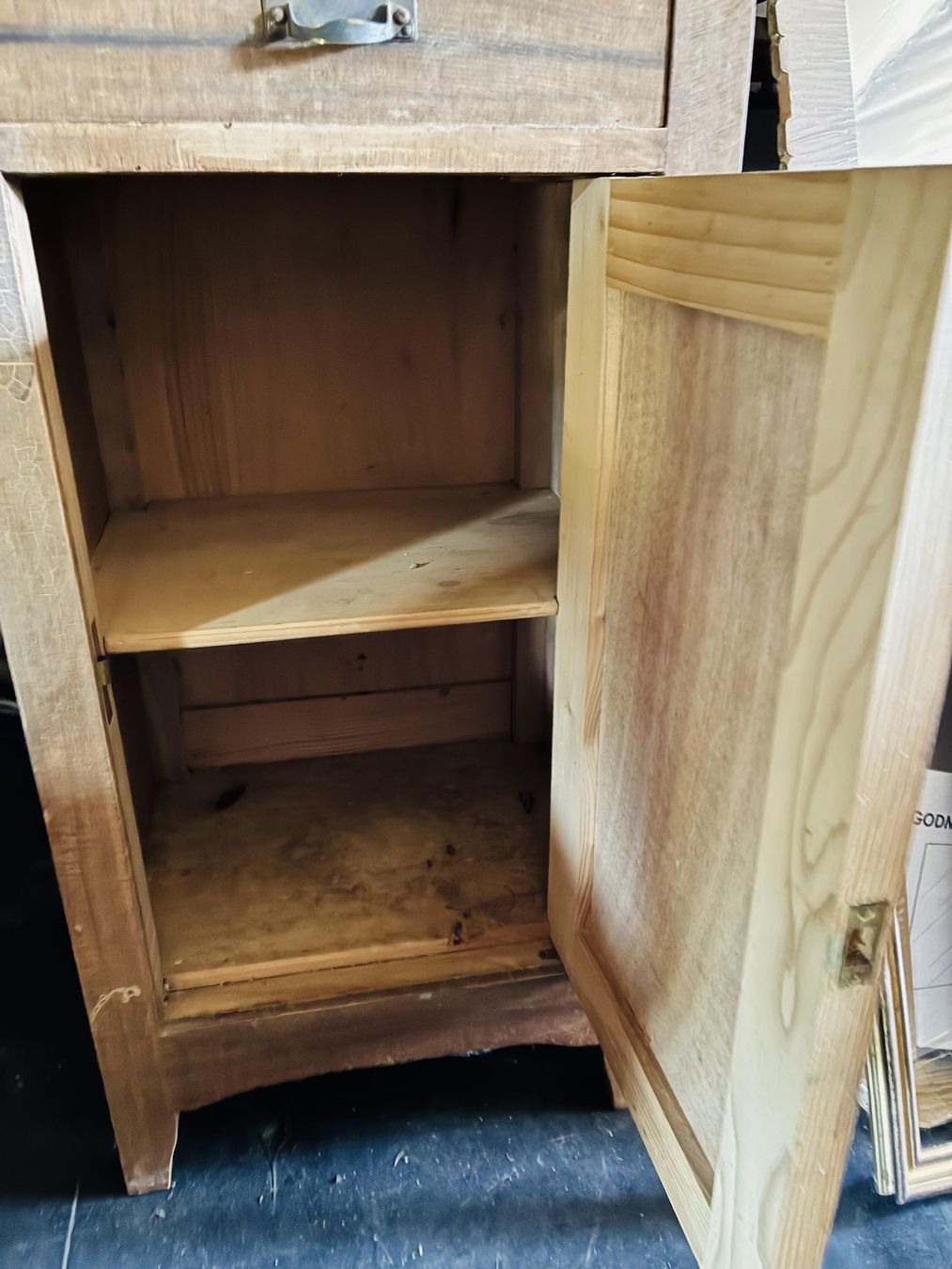 Comodini: Grossmutters Nachtschrank Schäftli - Vintage – Usato da Oberkulm venduto da Weberlisa 1