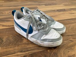 Hallenturnschuhe Nike weiss, Grösse 37,5