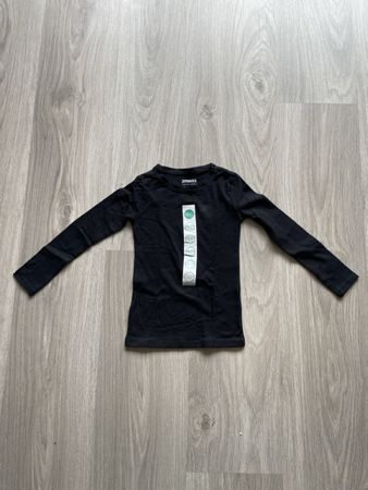 Schwarzes Langarmshirt, Grösse 98/104, neu mit Etikett