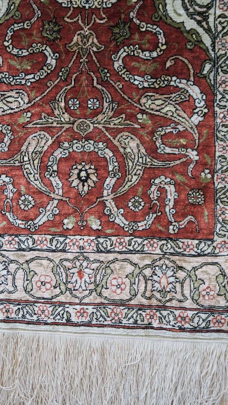 Teppiche: Seiden Gebets-Teppich – Gebraucht aus Zell ZH von dellhpuser 2