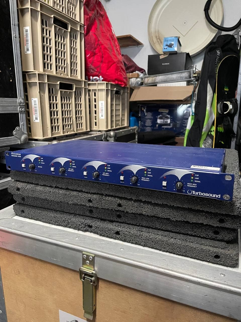 Equalizzatori: Turbosound LMS-680 – Usato da Ecublens VD venduto da AlexisDub