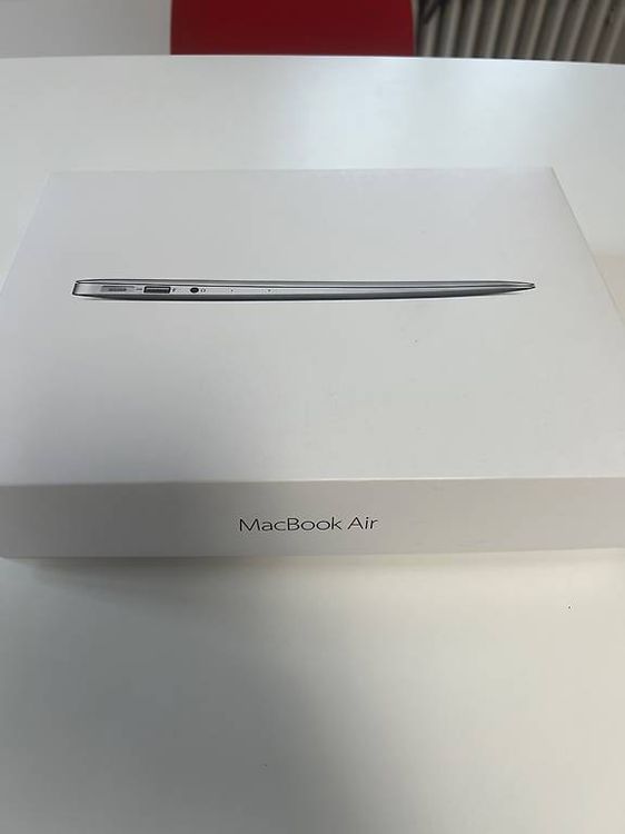 Notebook: Macbook Air – Usato da luzern venduto da R40z 1