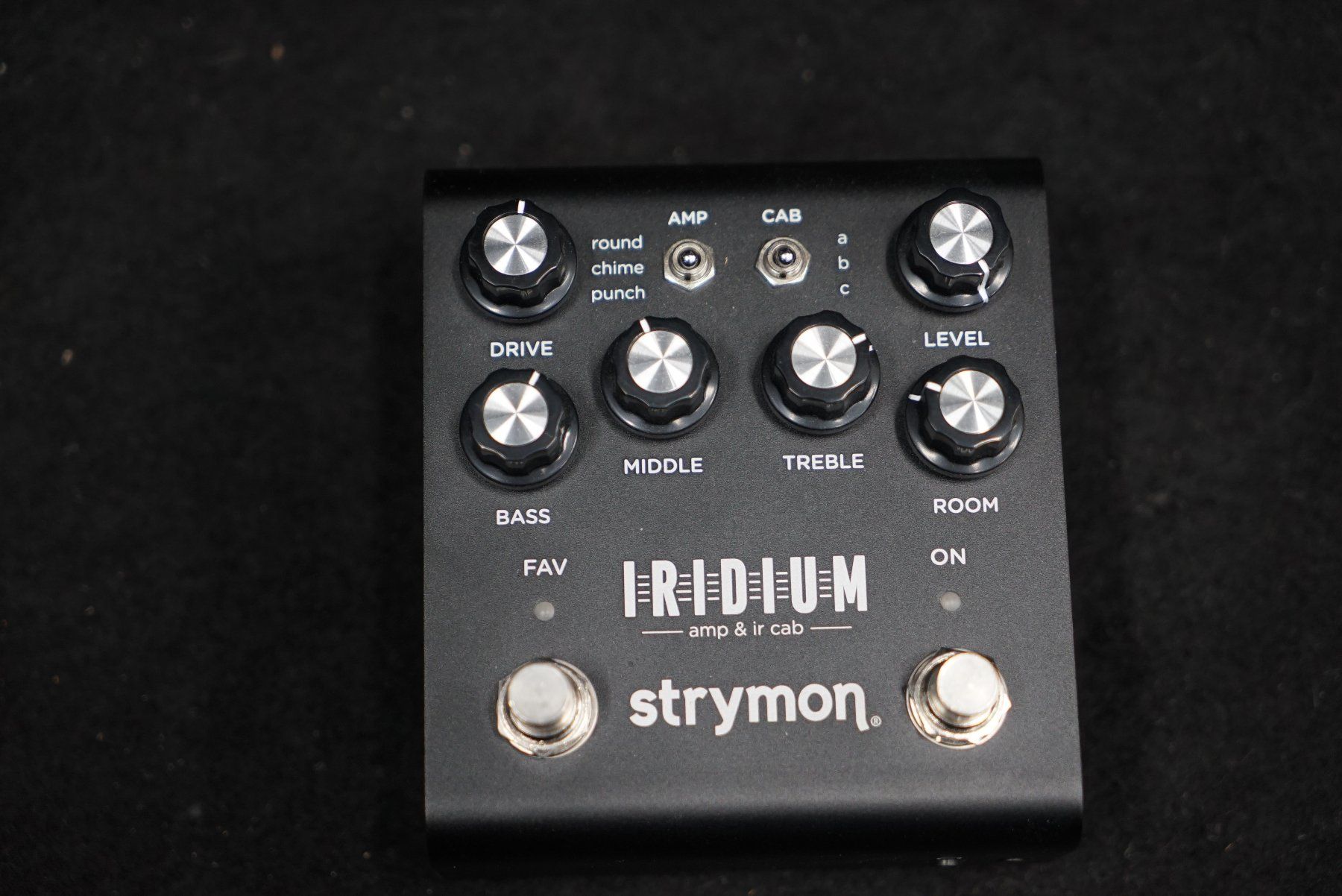 Strymon Strumenti musicali: Strymon Iridium Category: Amp Simulator Pedal – Usato da Ortschwaben venduto da Musictrade 6
