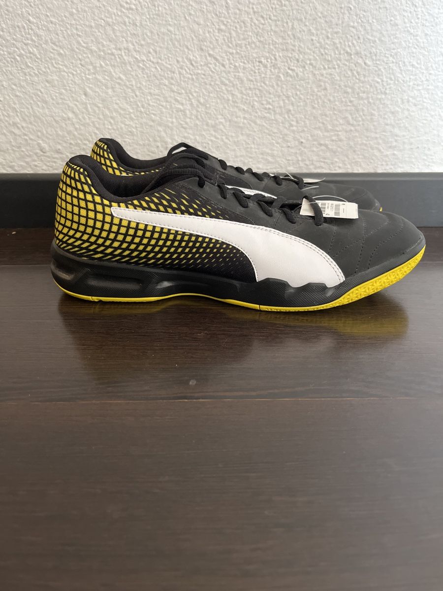 Puma Scarpe per ragazzi: Puma Hallenschuhe – Nuovo (secondo la descrizione) da Sarnen venduto da flo_25mp 2
