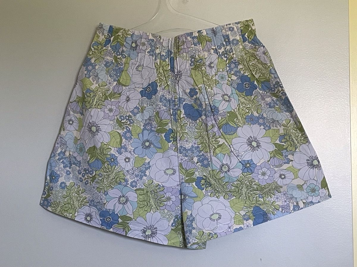 Mango Pantaloni: Short MNG à fleurs vintage, taille 40 - NEUF – Nuovo e nell'imballaggio originale da Vuadens venduto da Nina11 2