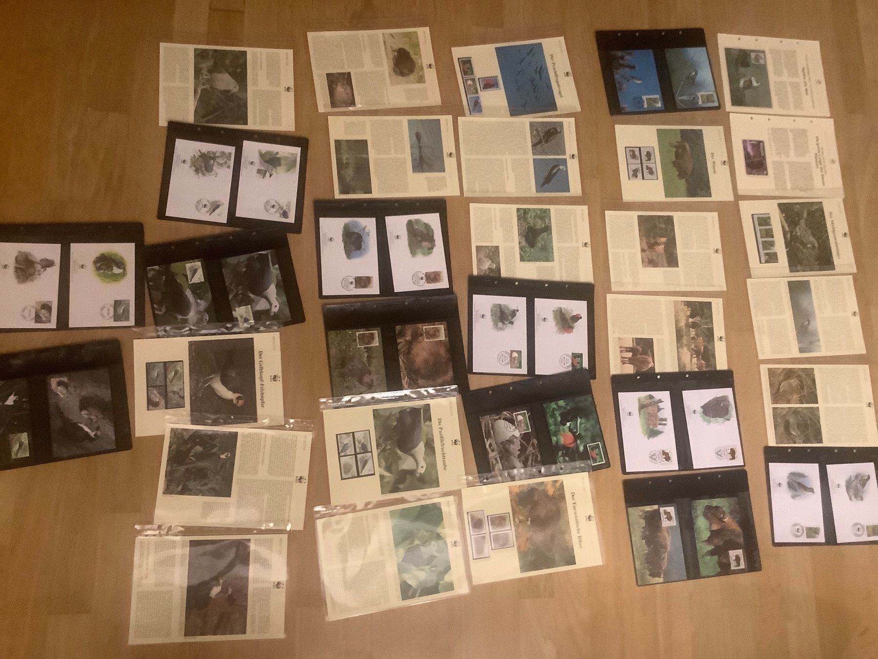 WWF Alben: 2 WWF Briefmarken Alben mit Dokumenten – Gebraucht aus St. Gallen von herbrig2 7