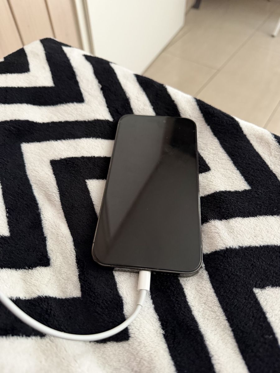 Apple Portables: iPhone 14 Pro Max 128Gb – D'occasion à Wildegg par Conflexxio 2