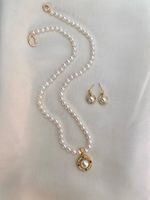 Süsswasserperlen Kette mit Ohrringe