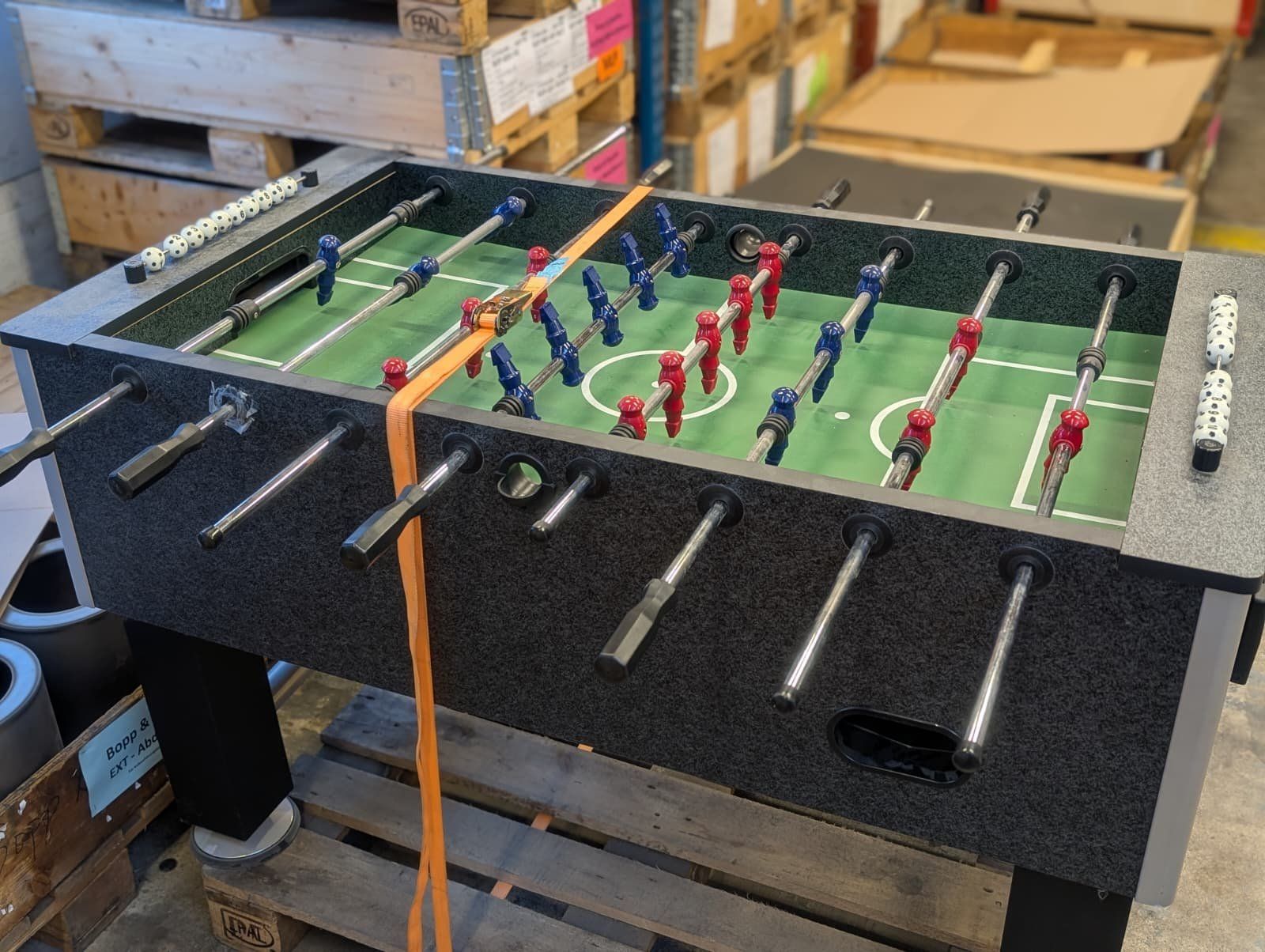Spiele: Tischfussball / Töggelikasten – Gebraucht aus Wetzikon ZH von unimec 3
