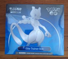 Pokemon GO Mewtwo Élite Trainer Box EN - Neu und OVP