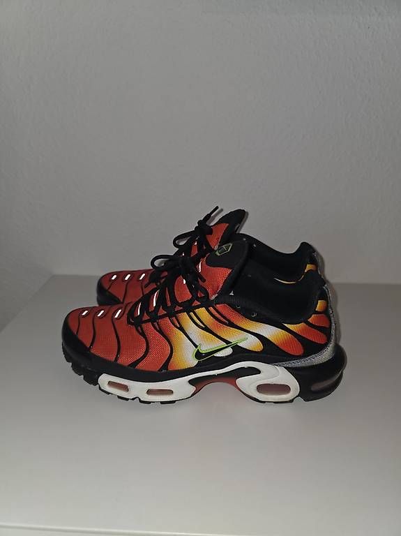 Herrenschuhe: Nike Requin Air Max Plus Taille 43 – Gebraucht aus Pully von fer_8lm6 2