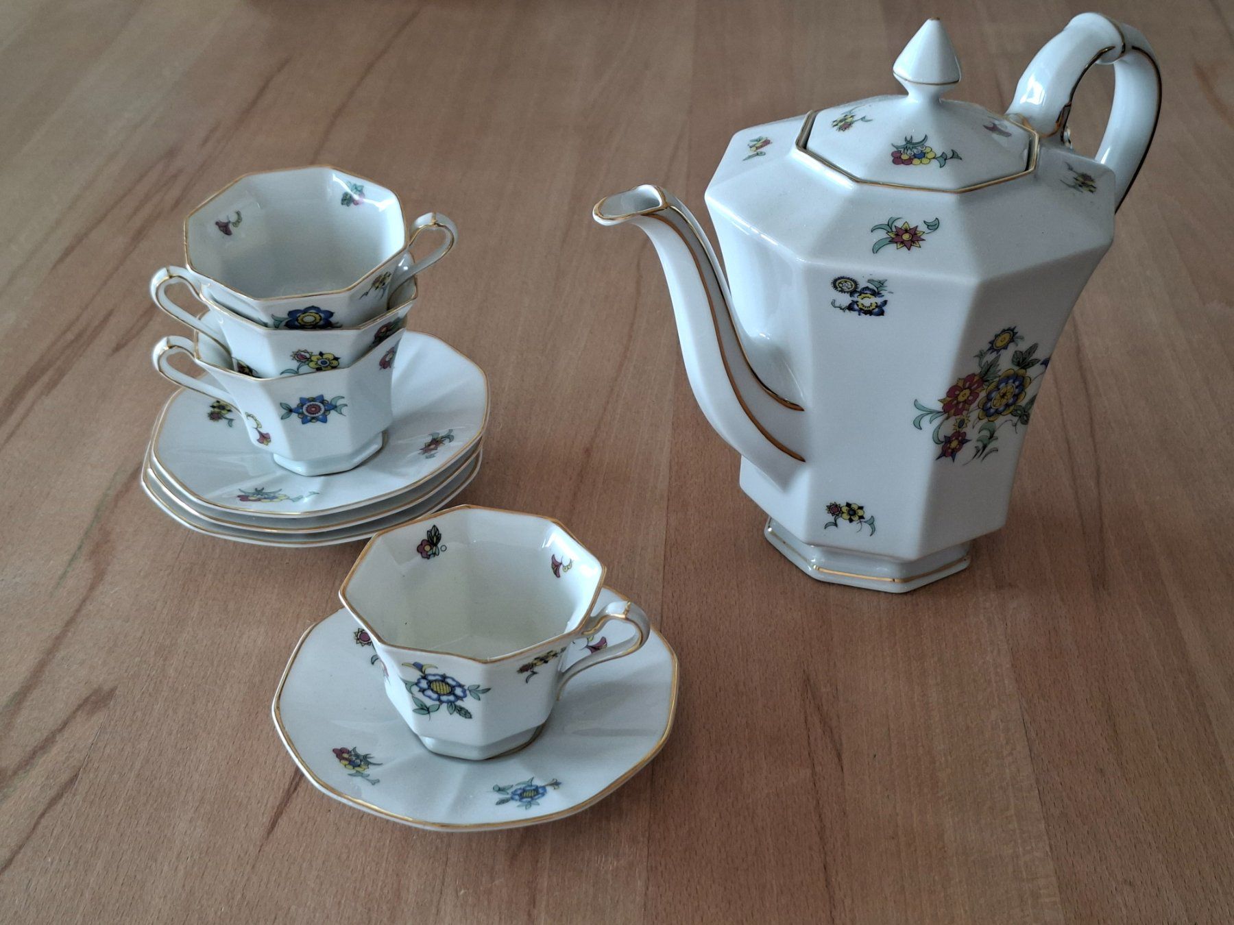 Geschirrsets: Tee-/Kaffee-Set antik – Gebraucht aus Zürich von jacomina