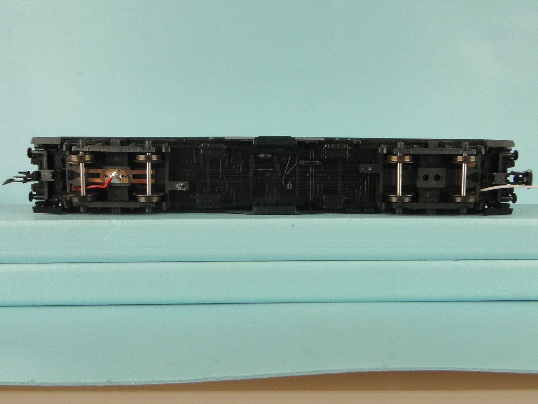 Roco Modelleisenbahnen: Roco 2 Kl. Tegernsee Bahn, AC, Licht – Gebraucht aus Bülach von cann11 7