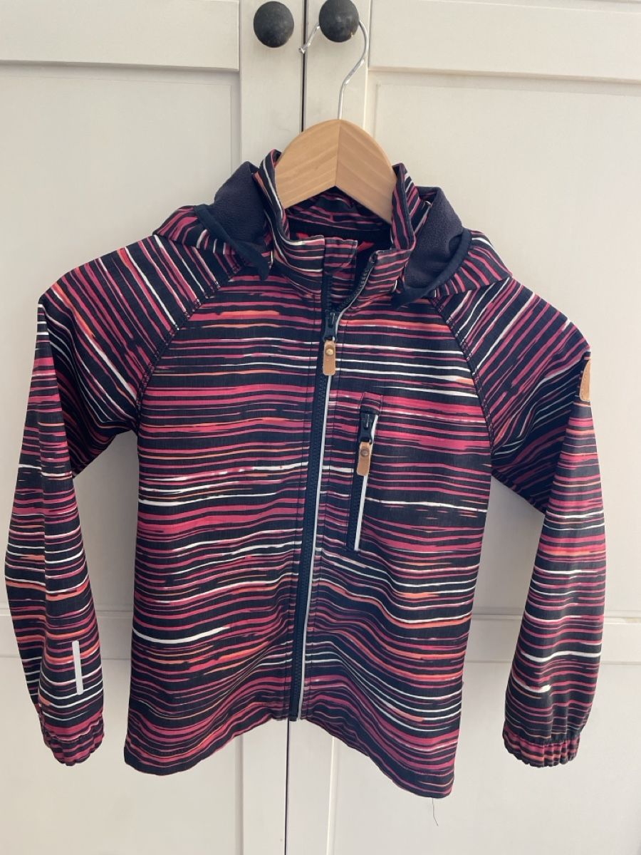 Reima Giacche & Cappotti: Reima Softshell Jacke, Gr. 122 – Usato da Zürich venduto da NutzD