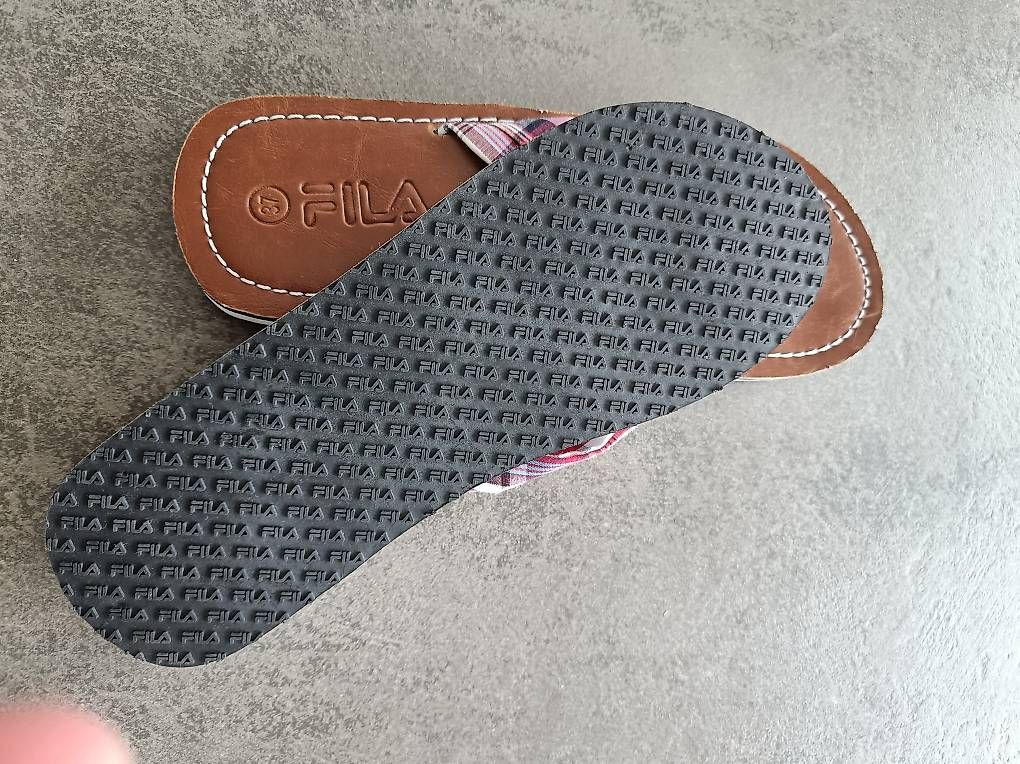 Chaussures femmes: Flip Flops FILA Gr.  37 – D'occasion à Gerolfingen par elzwa 1