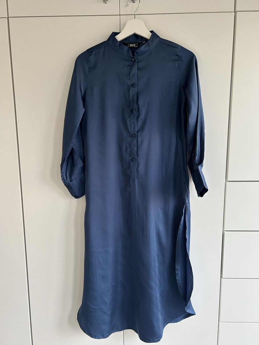 Vestiti: Blue satin dress, size M – Usato da Niederwangen BE venduto da Chill_Out 1