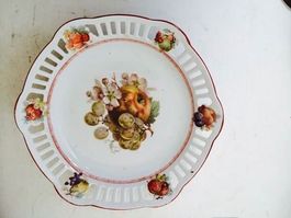 Schale mit Früchtemotiv ! Porzellan !