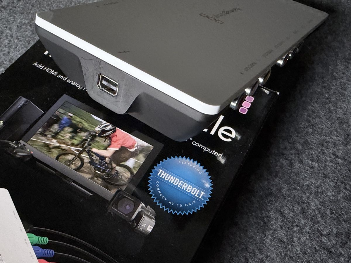 Blackmagic Aufnahmegeräte: Blackmagic boitier de numérisation Intensity Shuttle – Gebraucht aus Renan BE von Pro7Concept 2